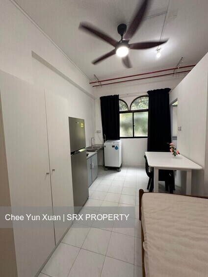 Sims Avenue (D14), Apartment #561525541